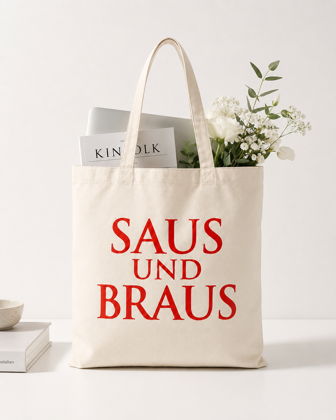 SAUS UND BRAUS Tote Bag – Natur mit Pantone-Warm-Red-Print